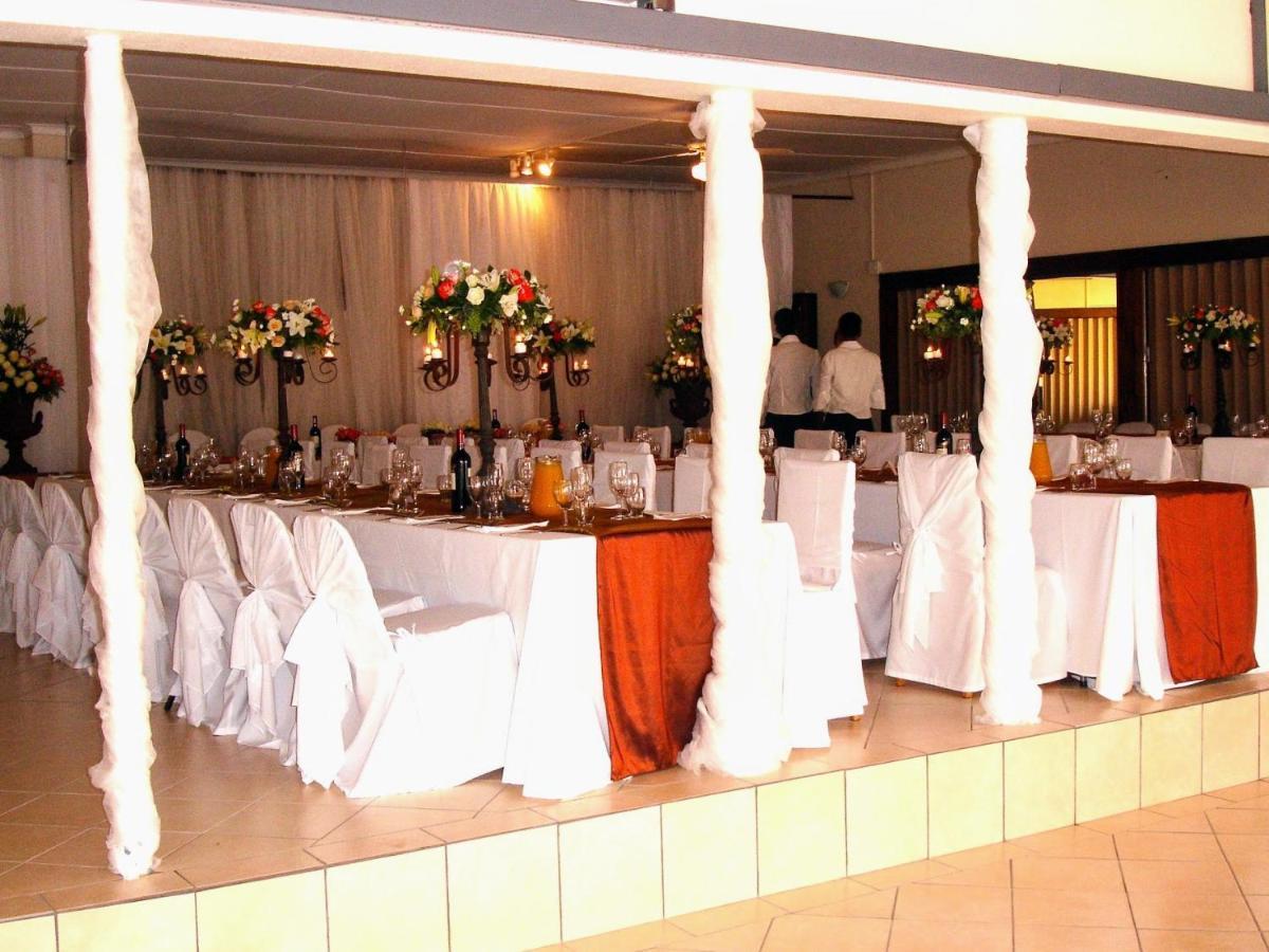 Umtali Country Inn Aliwal North Exterior photo